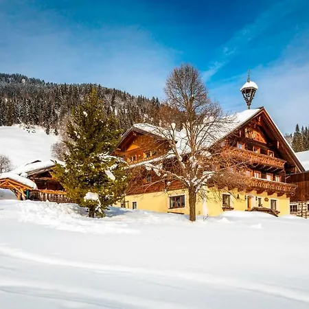 Prechtlhof In * Flachau
